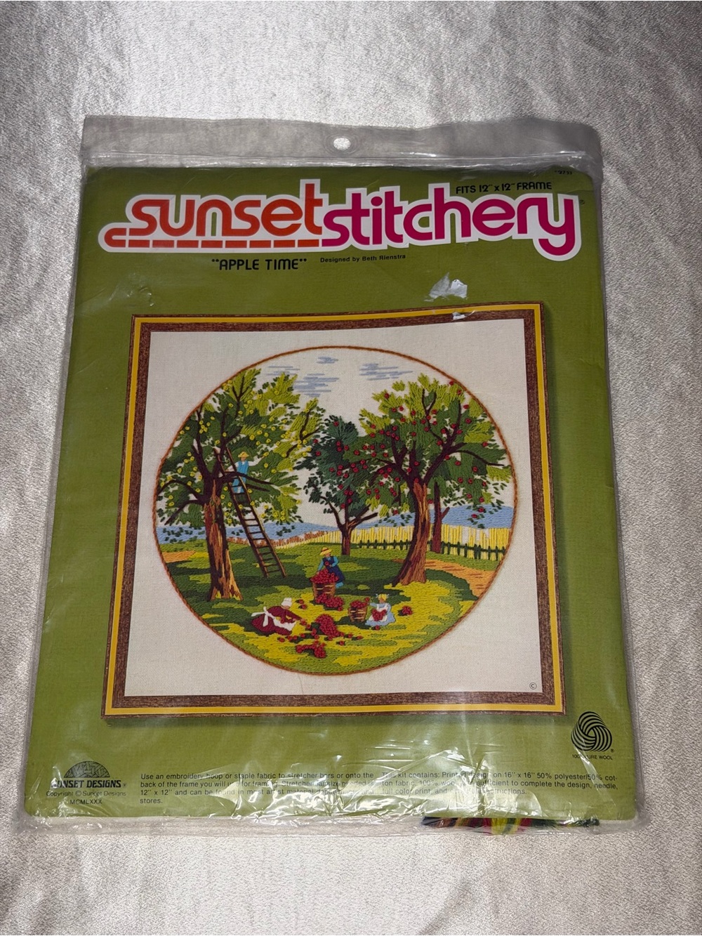 Vintage Sunset Stitchery Apple Time Crewel Embroidery Kit 2731 New Cottagecore